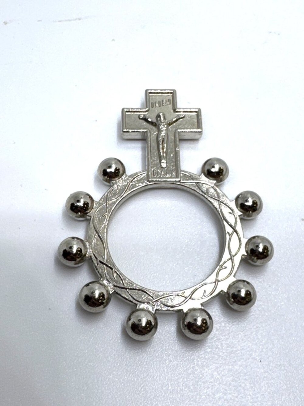 Italy INRI Finger Rosary Ring Crucifix 10 Bead Crown of Thorns Silver Tone